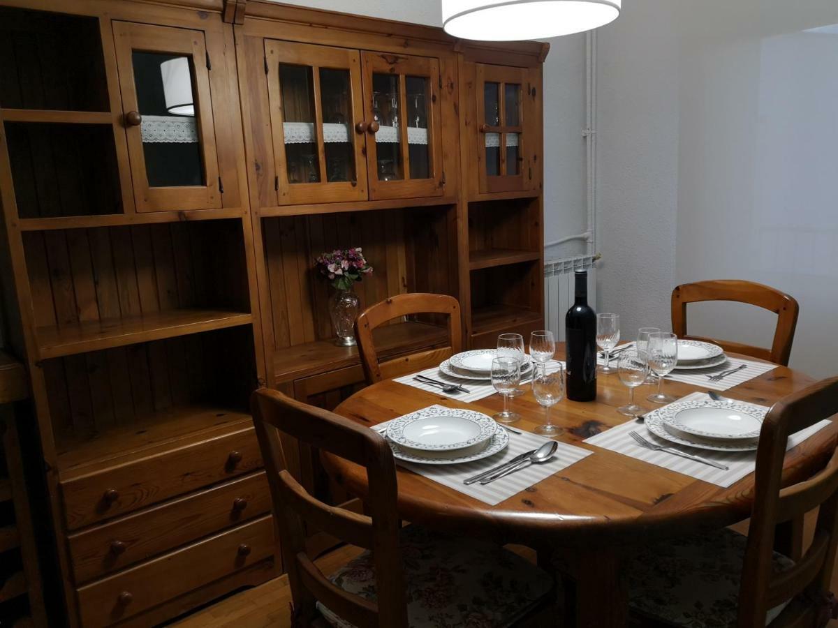 Jv40 Turismo Apartment Logrono Luaran gambar