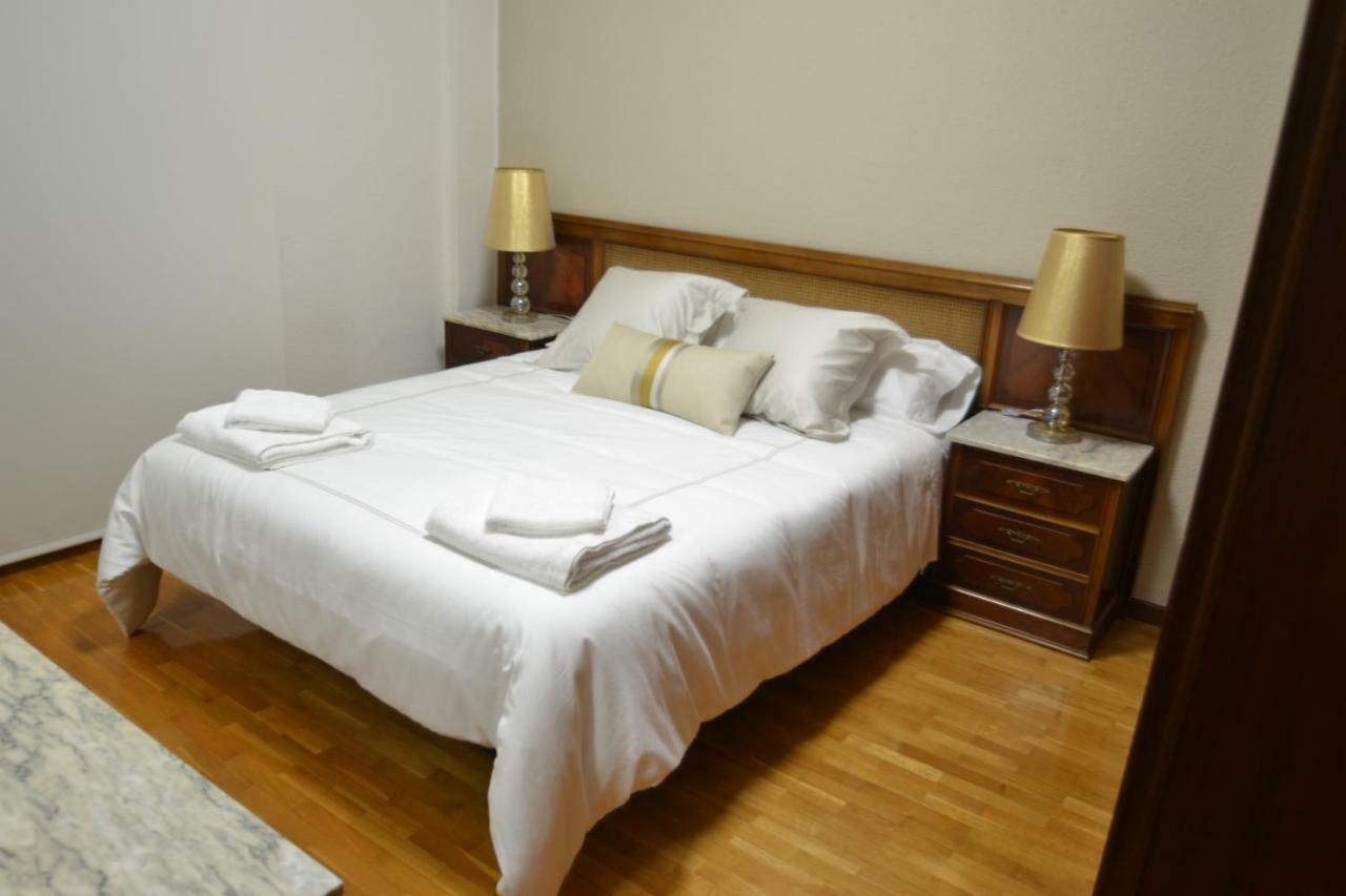 Jv40 Turismo Apartment Logrono Luaran gambar