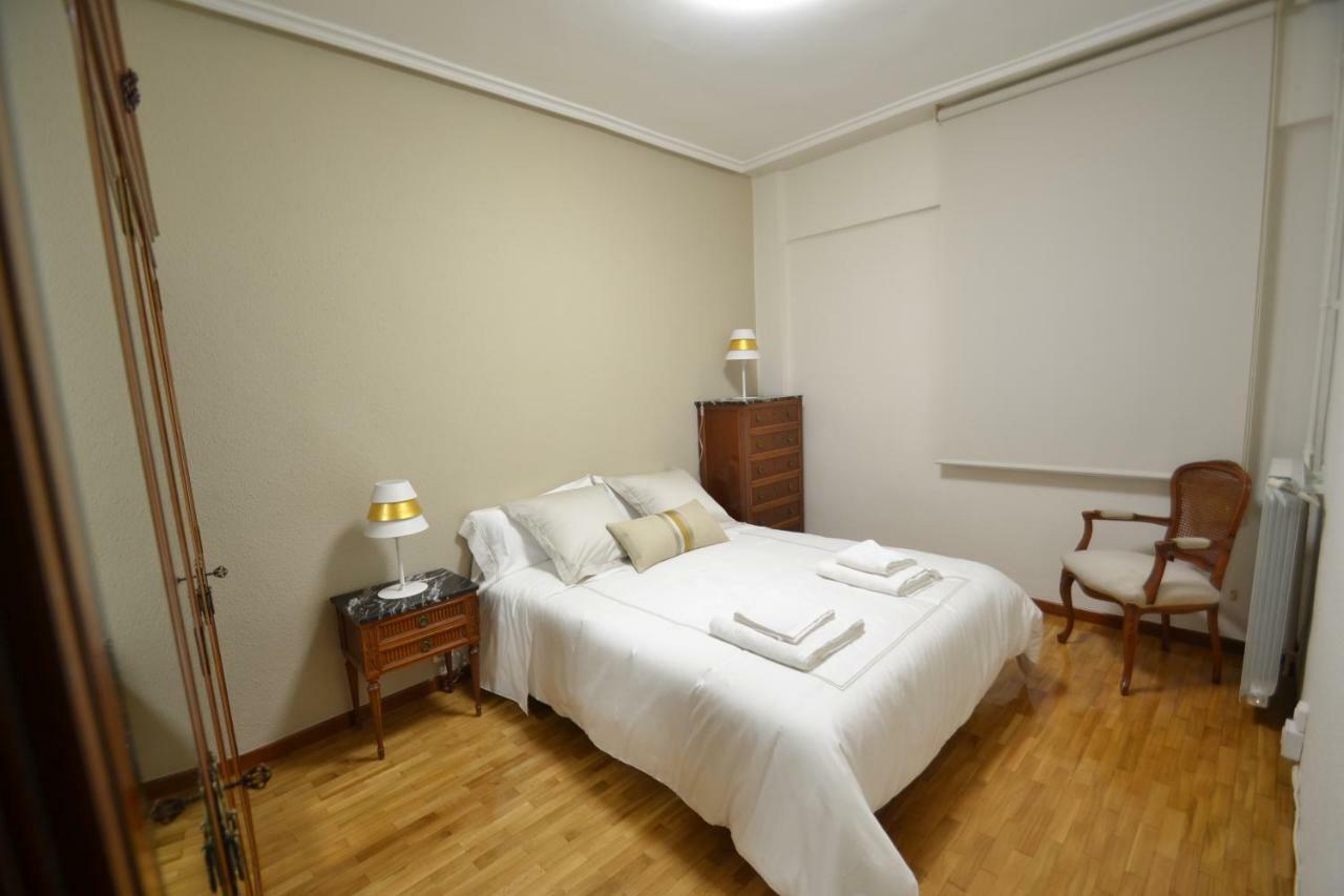 Jv40 Turismo Apartment Logrono Luaran gambar