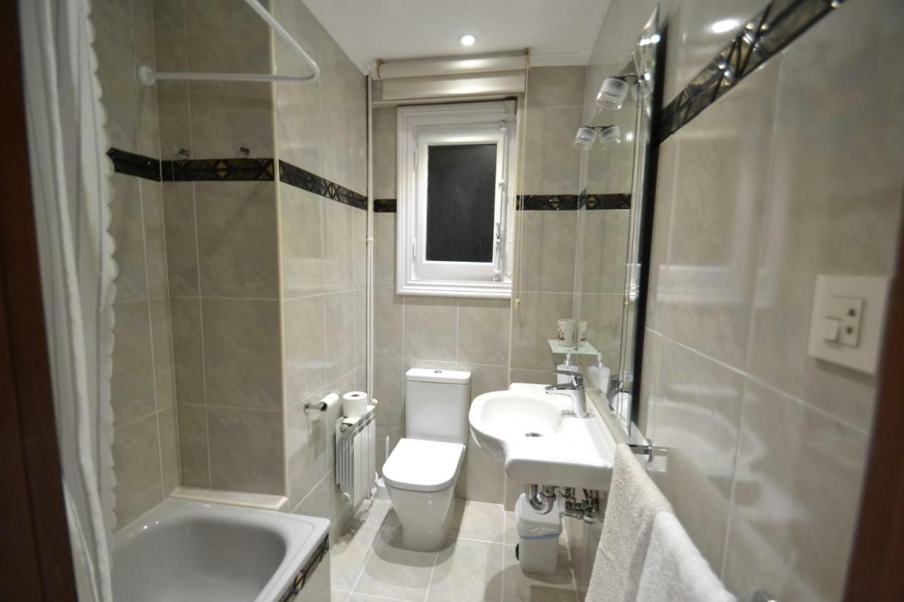 Jv40 Turismo Apartment Logrono Luaran gambar